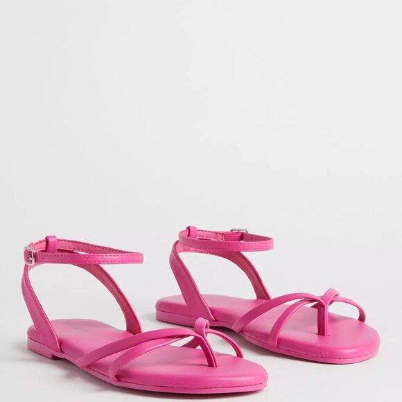Torrid WW Strappy Fuschia Sandal Sz 12 NWT - Picture 8 of 11